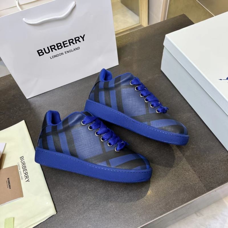 Burberry Low Shoes